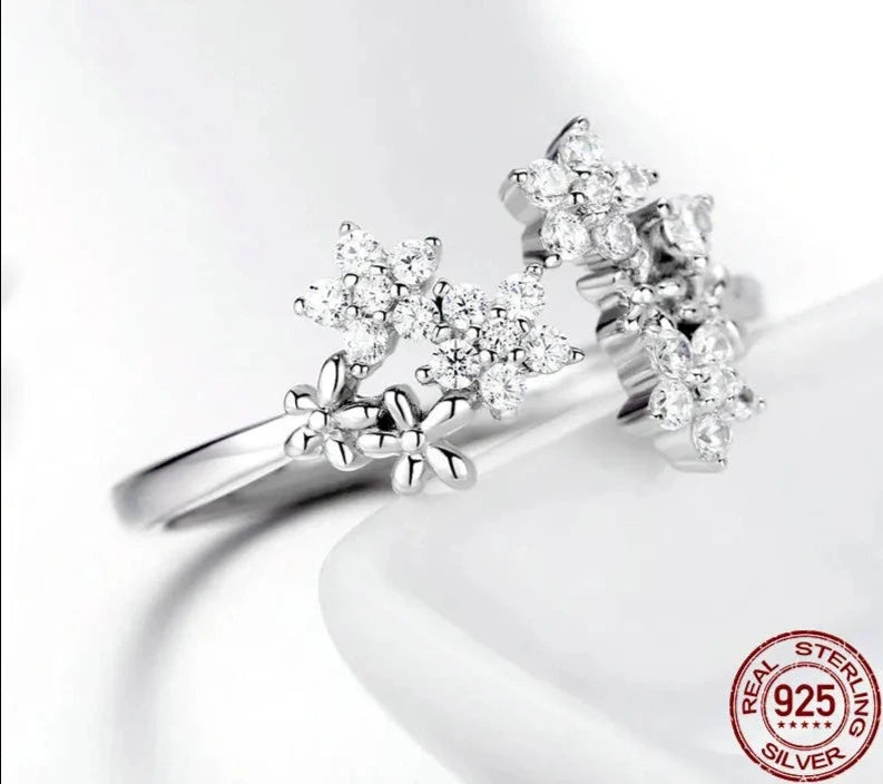 LUX Shining Authentic Daisy Clear CZ Adjustable Finger Rings