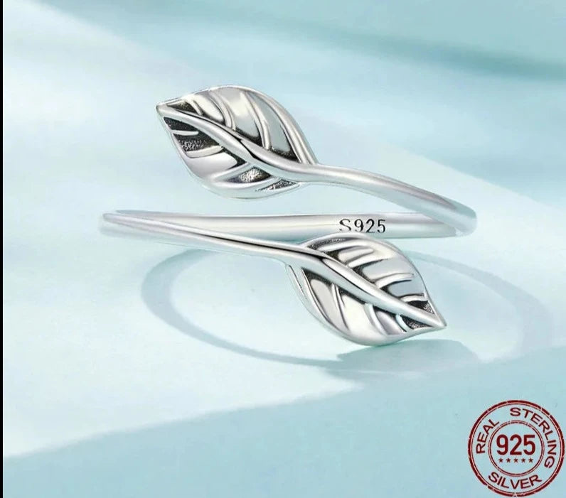 LUX Leaf Opening Ring Adjustable Leaves Ring Platinum Plated Simple Jewelry