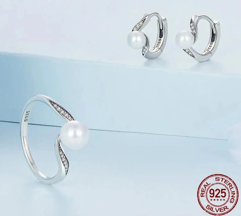 LUX Geometric Quality Shell Pearl Ring & Ear Buckle Jewelry Set