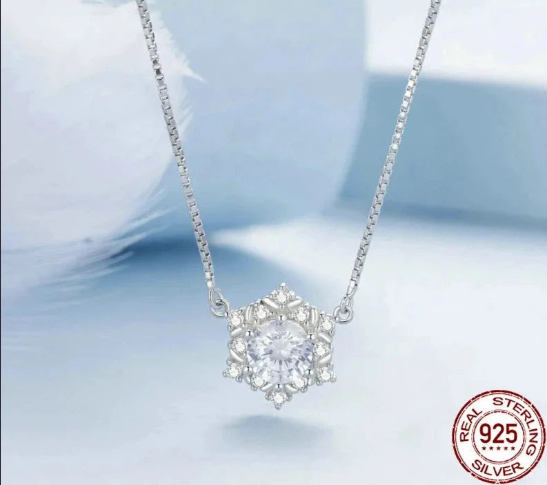 LUX Snowflake Pendant Necklace Shiny Zircon Neck Chain