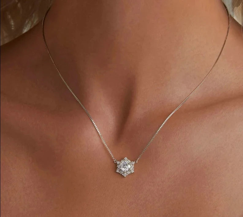 LUX Snowflake Pendant Necklace Shiny Zircon Neck Chain